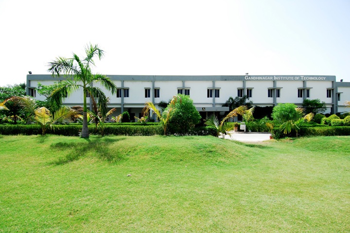 https://cache.careers360.mobi/media/colleges/social-media/media-gallery/4437/2018/11/2/Campus view of Gandhinagar Institute of Technology Gandhinagar_Campus-View.JPG